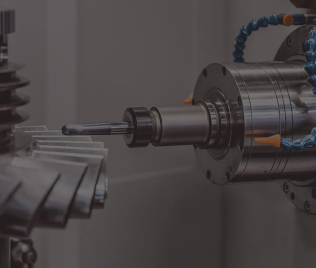 Outil de coupe pour usinage CNC sur machine de précision